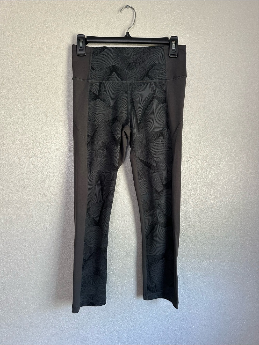 Under Armour Grey Printed High Waisted Fitted Workout Leggings